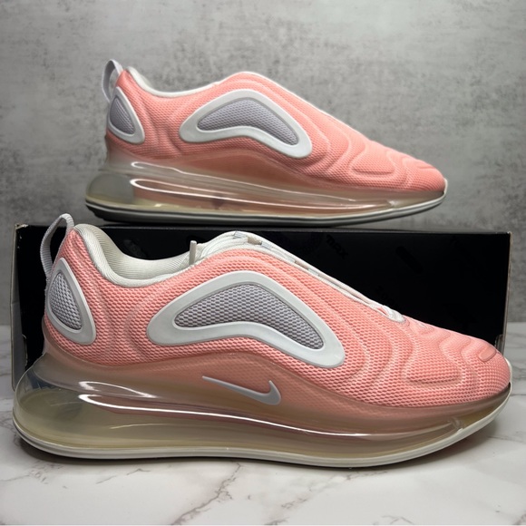Nike Air Max 720 - Picture 6 of 15